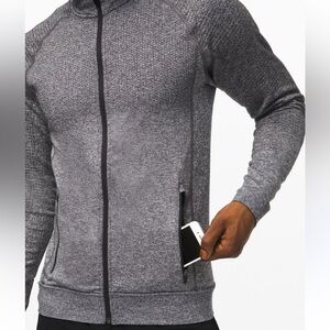 Lululemon Men’s Engineered warmth jacket